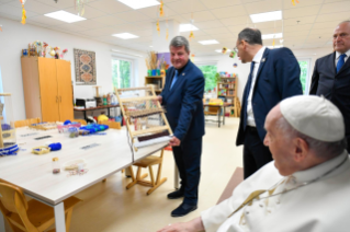 13-Apostolic Journey to Hungary: Visit to the Children of the “Blessed László Batthyány-Strattmann” Institute