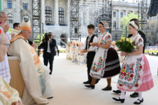 19-Apostolic Journey to Hungary: Holy Mass  