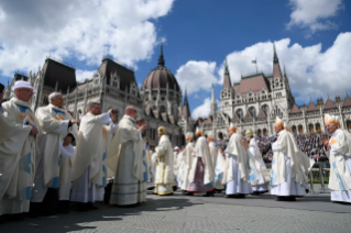 28-Apostolic Journey to Hungary: Holy Mass