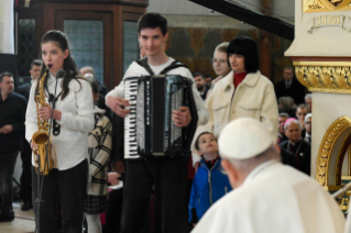 14-Viagem Apostólica à Hungria: Encontro com os pobres e os refugiados 