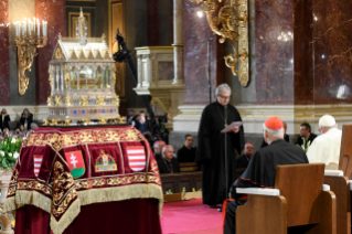 12-Viagem Apostólica à Hungria: Encontro com os Bispos, os Sacerdotes, os Diáconos, os Consagrados, as Consagradas, os Seminaristas e os Agentes da Pastoral 