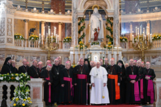 30-Viaje apostólico a Hungría: Encuentro con los obispos, sacerdotes, diáconos, consagrados, consagradas, seminaristas y agentes pastorales