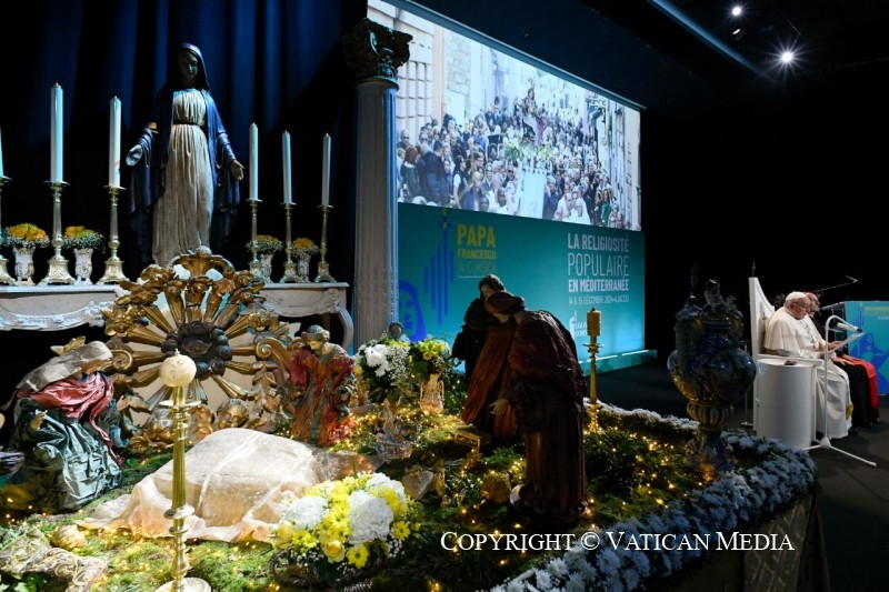 6-Voyage apostolique &agrave; Ajaccio : Session conclusive du Congr&egrave;s &laquo; La religiosit&eacute; populaire en M&eacute;diterran&eacute;e &raquo;