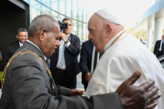 18-Viaje apostólico a Papúa Nueva Guinea: Encuentro con las autoridades, la sociedad civil y el cuerpo diplomático 
