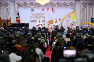 3-Viaje apostólico a Timor Oriental: Encuentro con las autoridades, la sociedad civil y el cuerpo diplomático  