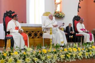 16-Viaggio Apostolico a Timor Leste: Incontro con i Vescovi, i Sacerdoti, i Diaconi, i Consacrati, le Consacrate, i Seminaristi e i Catechisti  