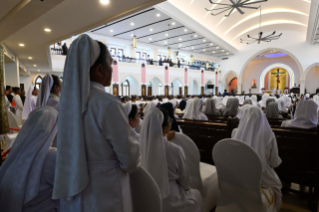 18-Viaggio Apostolico a Timor Leste: Incontro con i Vescovi, i Sacerdoti, i Diaconi, i Consacrati, le Consacrate, i Seminaristi e i Catechisti  