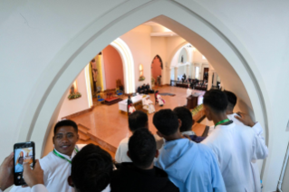 22-Viaggio Apostolico a Timor Leste: Incontro con i Vescovi, i Sacerdoti, i Diaconi, i Consacrati, le Consacrate, i Seminaristi e i Catechisti  