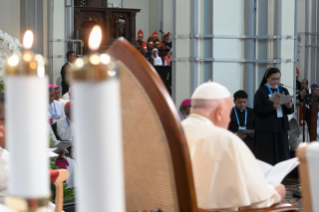 2-Viaje apostólico a Indonesia: Encuentro con obispos, sacerdotes, diáconos, personas consagradas, seminaristas y catequistas 