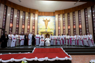 20-Viaje apostólico a Papúa Nueva Guinea: Encuentro con los obispos de Papúa Nueva Guinea y de las Islas Salomón, sacerdotes, diáconos, personas consagradas, seminaristas y catequistas  