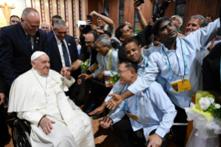 23-Viaje apostólico a Papúa Nueva Guinea: Encuentro con los obispos de Papúa Nueva Guinea y de las Islas Salomón, sacerdotes, diáconos, personas consagradas, seminaristas y catequistas  