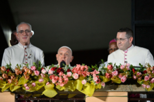 32-Viaje apostólico a Papúa Nueva Guinea: Encuentro con los obispos de Papúa Nueva Guinea y de las Islas Salomón, sacerdotes, diáconos, personas consagradas, seminaristas y catequistas  