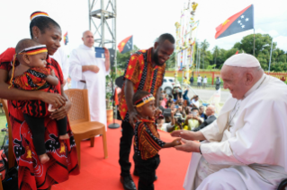 8-Apostolic Journey to Papua New Guinea: Meeting with the Faithful of the Diocese of Vanimo  
