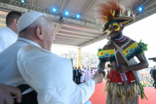23-Viaggio Apostolico in Papua Nuova Guinea: Incontro con i Giovani 