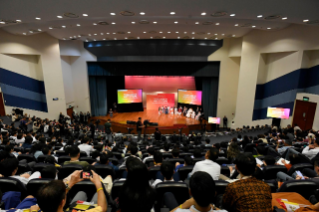 13-Viaje apostólico a Singapur: Encuentro interreligioso con los jóvenes  