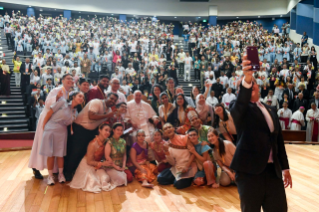 18-Viaje apostólico a Singapur: Encuentro interreligioso con los jóvenes  
