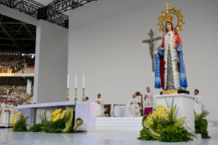6-Viaje apostólico a Indonesia: Santa Misa 