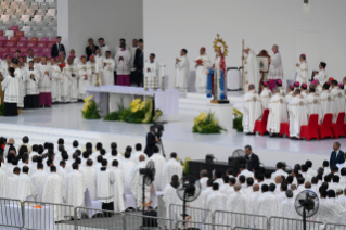 7-Viaje apostólico a Indonesia: Santa Misa 
