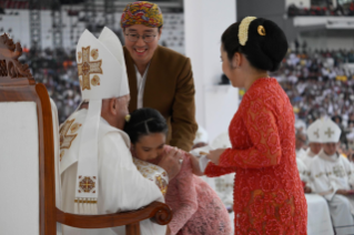 16-Viaje apostólico a Indonesia: Santa Misa 