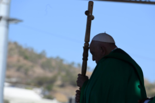 12-Viaje apostólico a Papúa Nueva Guinea: Santa Misa  