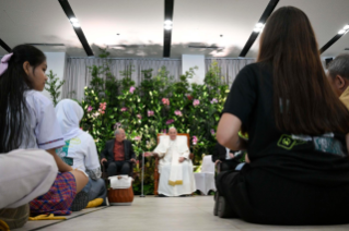 8-Viaje apostólico a Indonesia: Encuentro con jóvenes de Scholas Occurrentes 