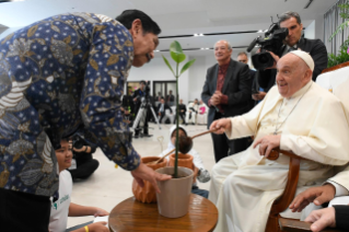 12-Viaje apostólico a Indonesia: Encuentro con jóvenes de Scholas Occurrentes 