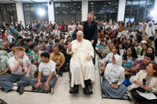 16-Viaje apostólico a Indonesia: Encuentro con jóvenes de Scholas Occurrentes 