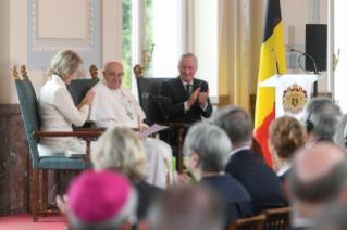 9-Apostolic Journey to Luxembourg and Belgium: Meeting with the Authorities and the Civil Society 