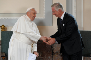 12-Apostolic Journey to Luxembourg and Belgium: Meeting with the Authorities and the Civil Society 