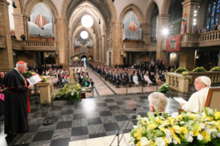 6-Voyage apostolique au Luxembourg : Rencontre avec la communauté catholique