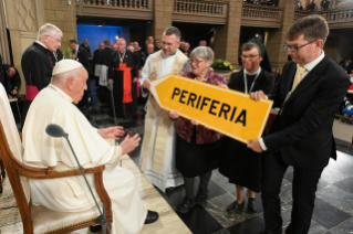 28-Voyage apostolique au Luxembourg : Rencontre avec la communauté catholique