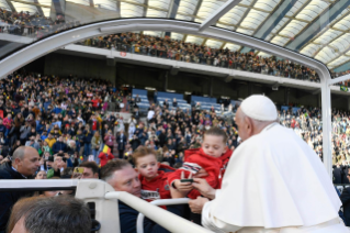 1-Apostolic Journey to Luxembourg and Belgium: Holy Mass 