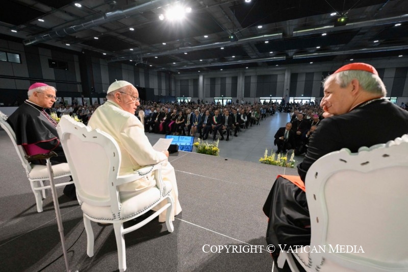 8-Visite pastorale &agrave; Trieste: Discours du Saint-P&egrave;re 