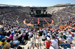 7-Visit to Verona: The Holy Father chairs the meeting "Arena of Peace: Justice and Peace embrace"