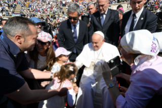 11-Visit to Verona: The Holy Father chairs the meeting "Arena of Peace: Justice and Peace embrace"