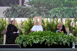 21-Visit to Verona: The Holy Father chairs the meeting "Arena of Peace: Justice and Peace embrace"