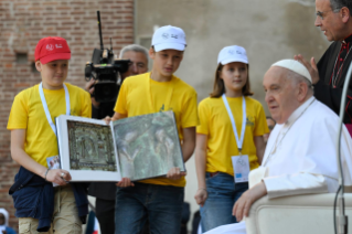 18-Pastoralbesuch in Verona: Begegnung mit Kindern und Jugendlichen