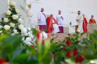 16-Visit to Verona: Eucharistic Concelebration