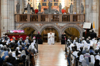 21-Visit to Verona: Meeting with Priests and Consecrated Persons