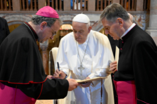 25-Visita a Verona: Incontro con Sacerdoti e Consacrati 