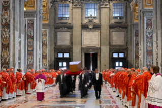 40-Funeral Mass of the Roman Pontiff Francis