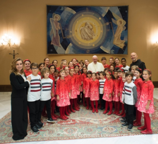 17-Commémoration du 50e anniversaire de l'institution du Synode des Évêques