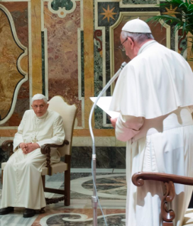 7-Comm&#xe9;moration du 65e anniversaire d'ordination sacerdotale du pape &#xe9;m&#xe9;rite Beno&#xee;t XVI