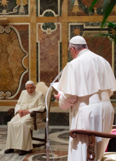 6-Comm&#xe9;moration du 65e anniversaire d'ordination sacerdotale du pape &#xe9;m&#xe9;rite Beno&#xee;t XVI