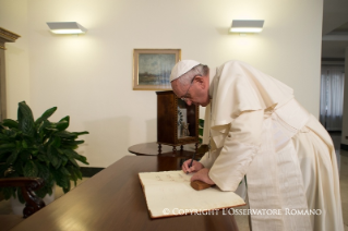 1-Acendimento da &#xe1;rvore de Natal da cidade de Gubbio 