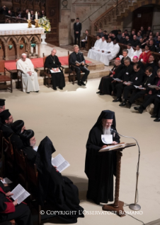 16-Visit to Assisi for the World Day of Prayer for Peace &#x201c;Thirst for peace: faiths and cultures in dialogue&#x201d;