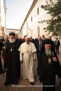 11-Besuch von Papst Franziskus in Assisi zum Weltgebetstag für den Frieden “Durst nach Frieden. Religionen und Kulturen im Dialog”