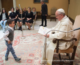 12-To young patients of the Bambino Ges&#xf9; Hospital in Rome