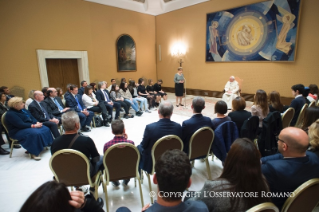 13-Incontro del Santo Padre con un gruppo di ragazzi ricoverati all'Ospedale Pediatrico &#x201c;Bambino Ges&#xf9;&#x201d; di Roma