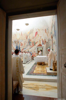 3-Santa Missa presidida pelo Santo Padre para o «Centro Aletti»